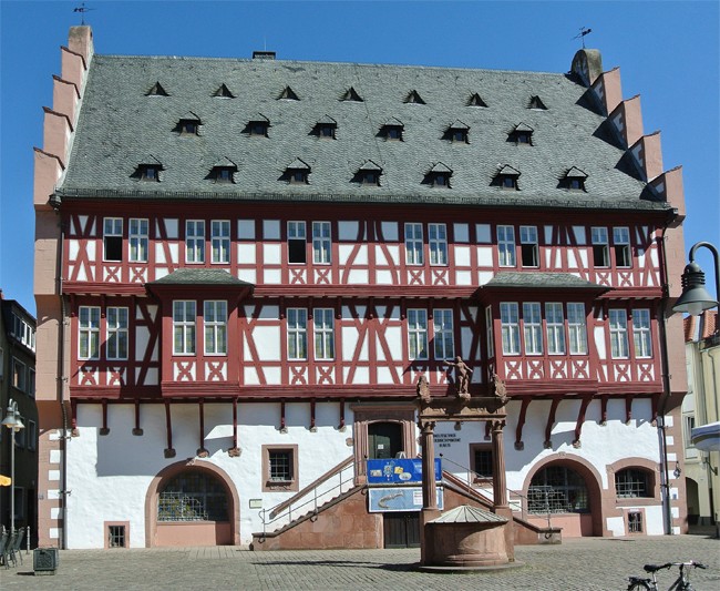 #AUFMACHER# Deutsches Goldschmiedehaus