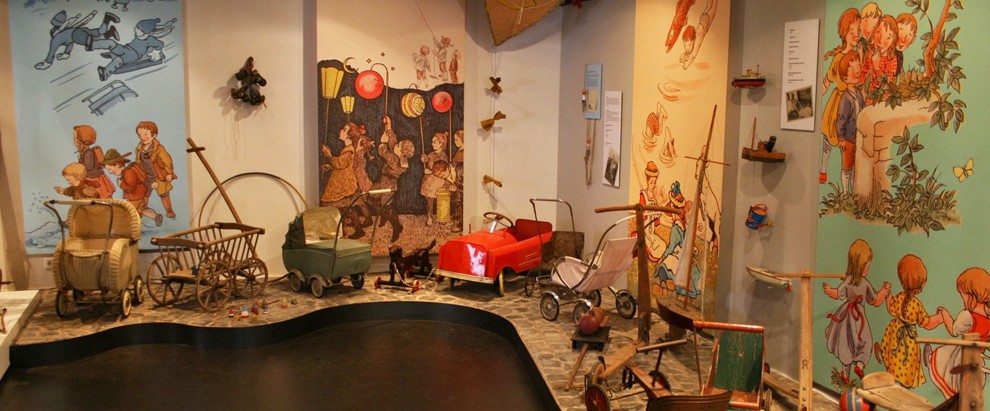 BadArolsen-Massenh_Spiele im Freien_AQ.jpg