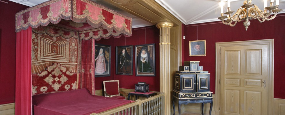 Kassel_Loewenburg_Schlafzimmer des Landgrafen_KQ.jpg