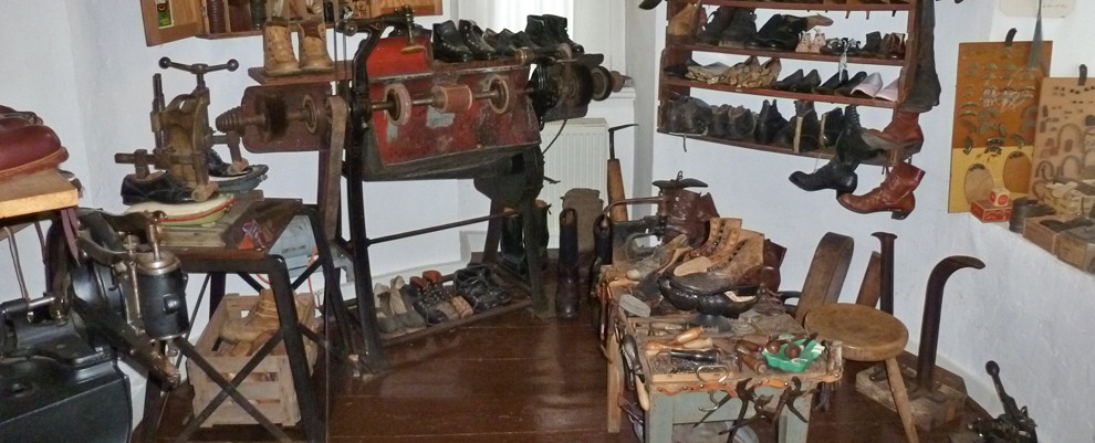 Asslar-Werdorf_NEU_Bild24.5.80.H.Schaaf_Schloss 034_KQ.jpg